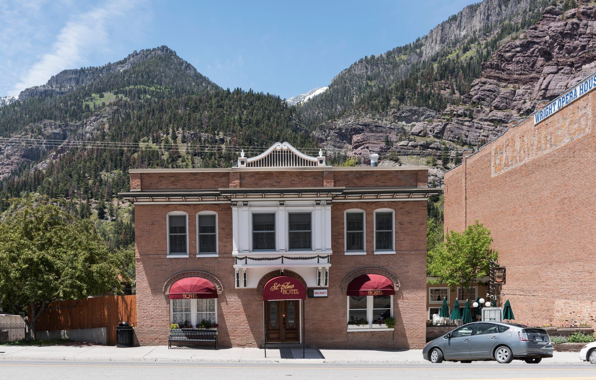 The brick front of the 1898 St. Elmo Hotel